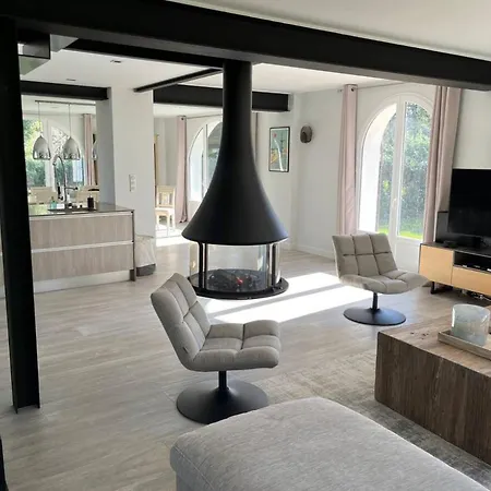 Neuve En Face De L Hippodrome 8 Personnes Linge Inclus * Le Touquet